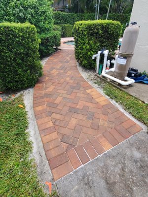 Paver pathway to pool deck